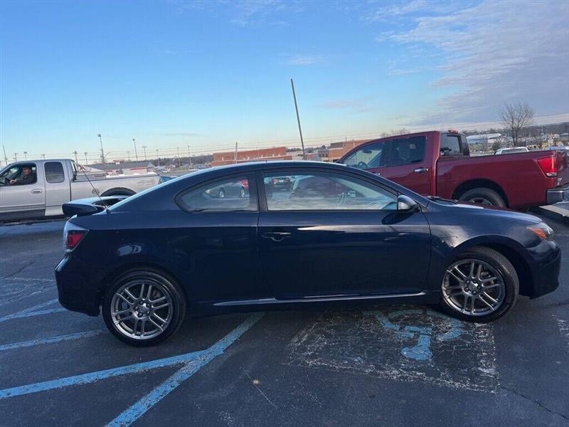Scion tC Sports Coupe 4-Spd AT 2010