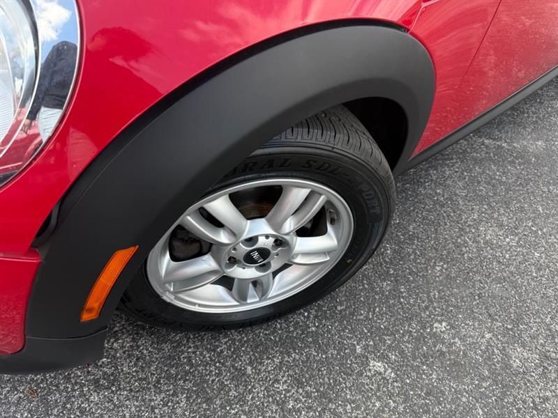 MINI Clubman Base 2012