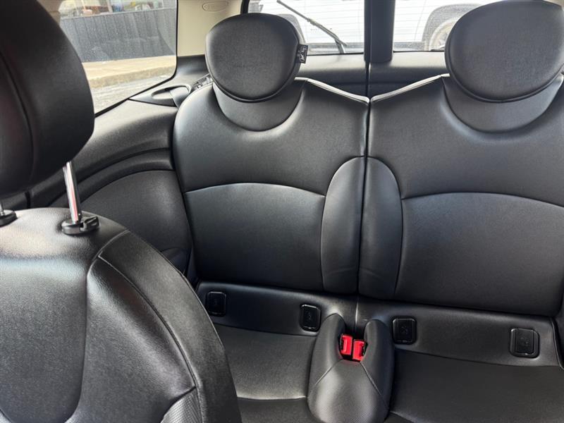 MINI Clubman Base 2012