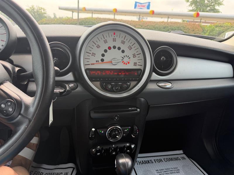 MINI Cooper  2012