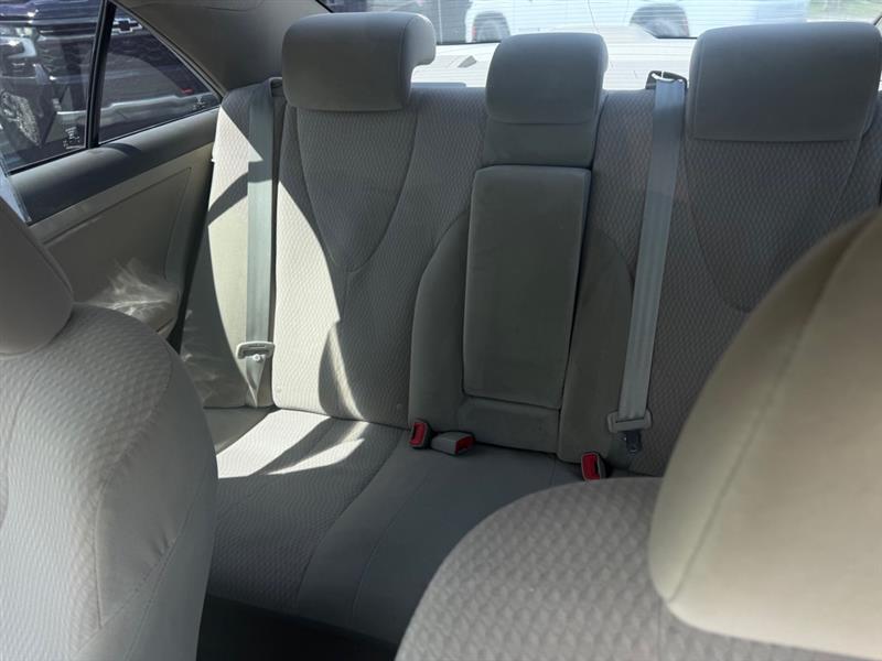 Toyota Camry Base 6-Spd AT 2011