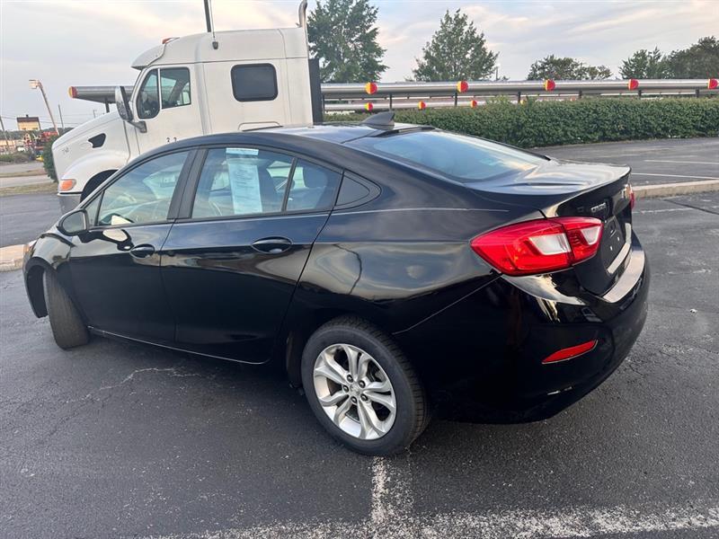 Chevrolet Cruze LS Auto 2019