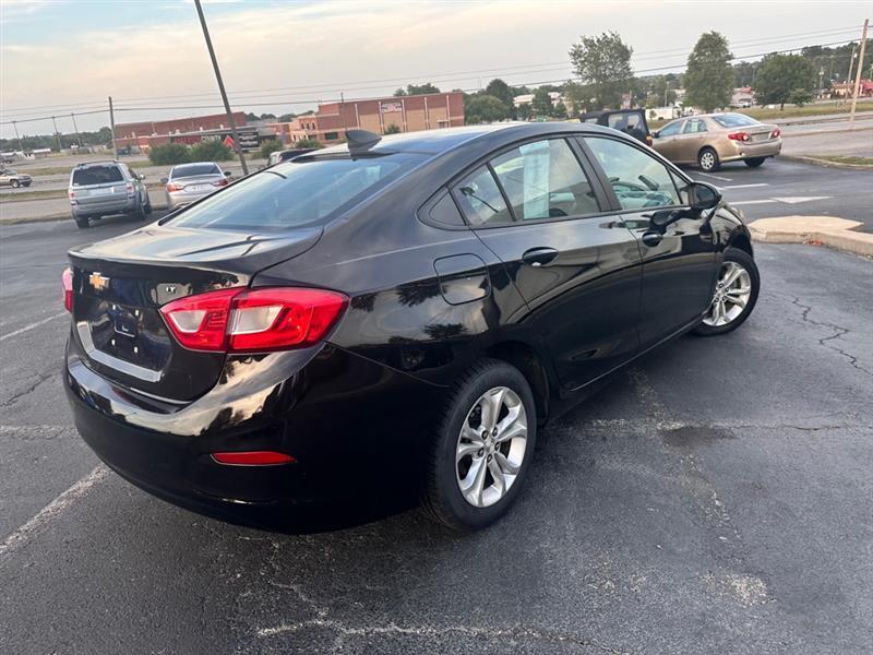 Chevrolet Cruze LS Auto 2019