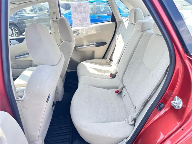 Subaru Impreza 2.5i Premium 4-Door 2010