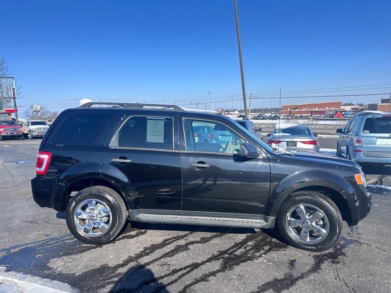 Ford Escape XLT FWD 2011