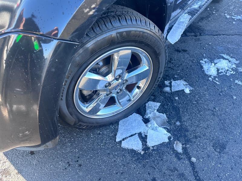 Ford Escape XLT FWD 2011