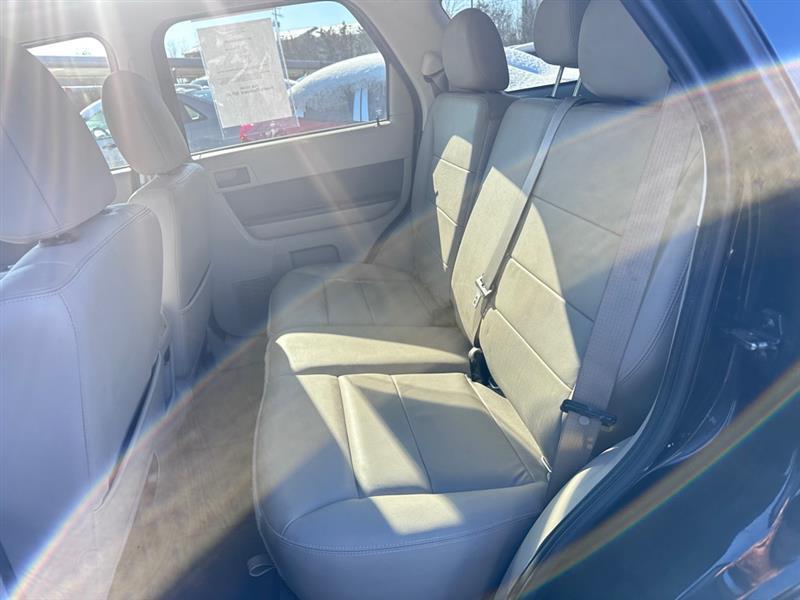 Ford Escape XLT FWD 2011