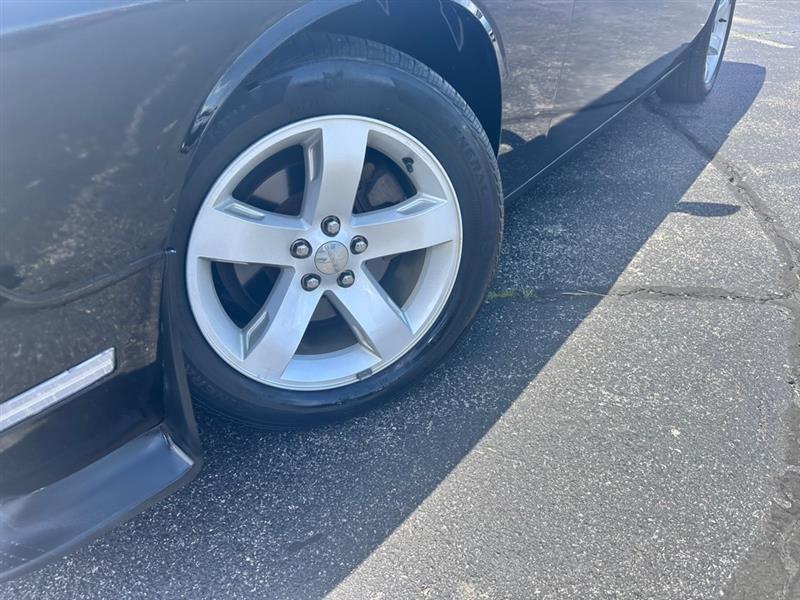 Dodge Challenger SXT 2012