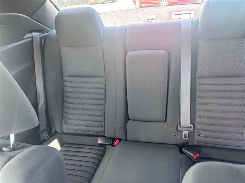 Dodge Challenger SXT 2012