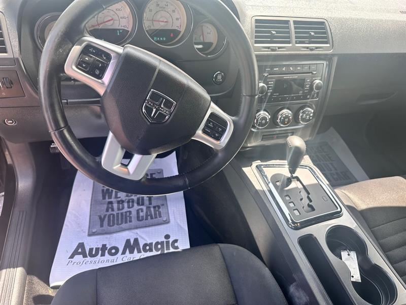 Dodge Challenger SXT 2012