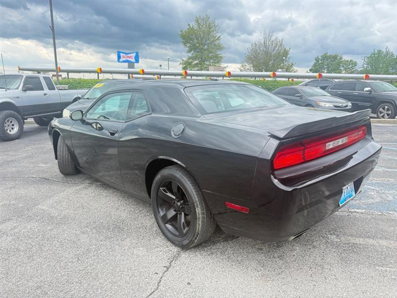 Dodge Challenger SXT 2012