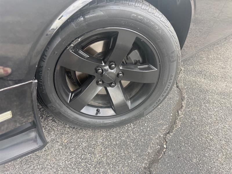 Dodge Challenger SXT 2012