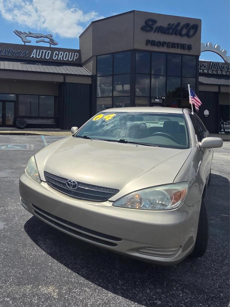 2004 Toyota Camry LE
