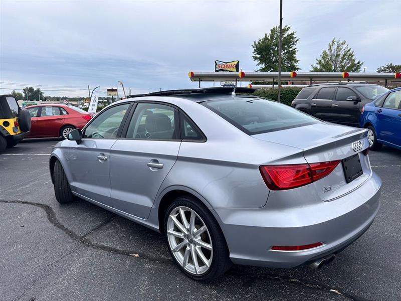Audi A3 1.8T Premium FWD S tronic 2015