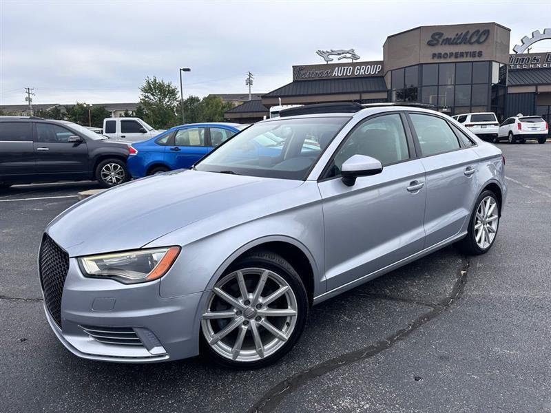 Audi A3 1.8T Premium FWD S tronic 2015
