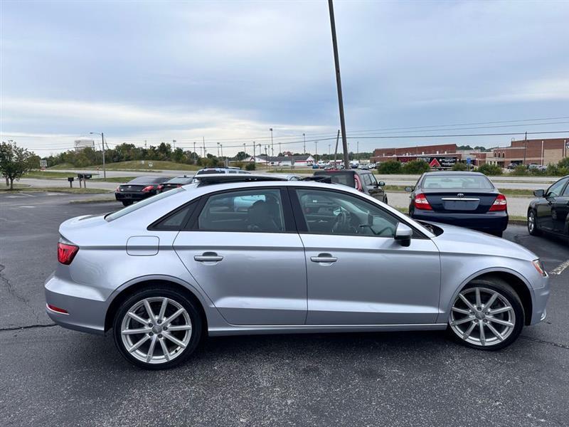 Audi A3 1.8T Premium FWD S tronic 2015