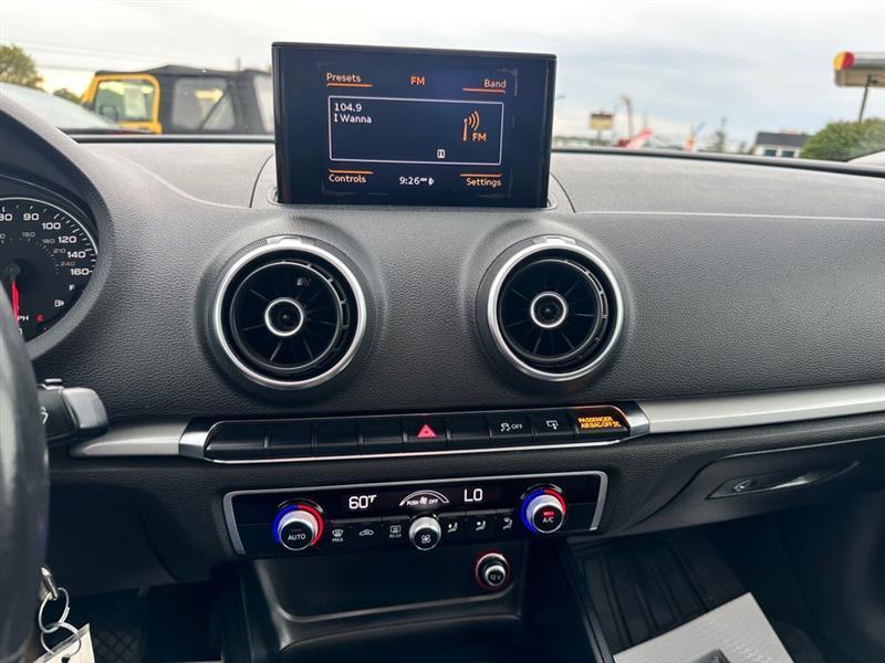 Audi A3 1.8T Premium FWD S tronic 2015