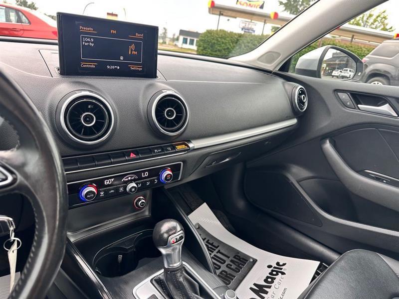 Audi A3 1.8T Premium FWD S tronic 2015