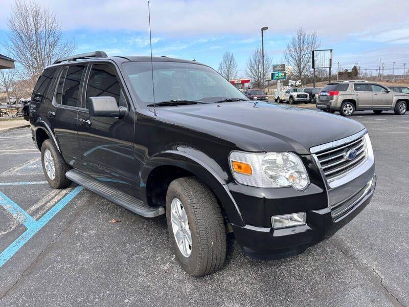 Ford Explorer XLT 4.0L 2WD 2009