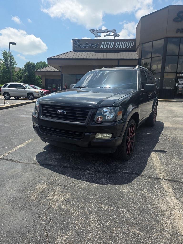 Ford Explorer XLT 4.0L 2WD 2009