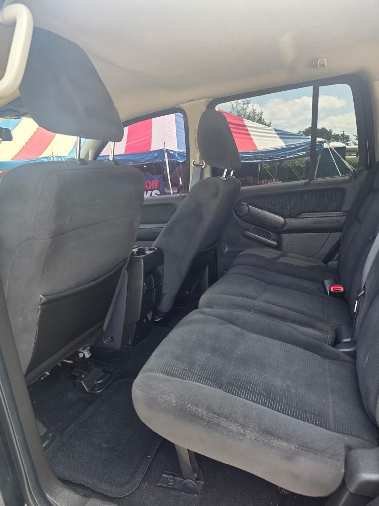 Ford Explorer XLT 4.0L 2WD 2009