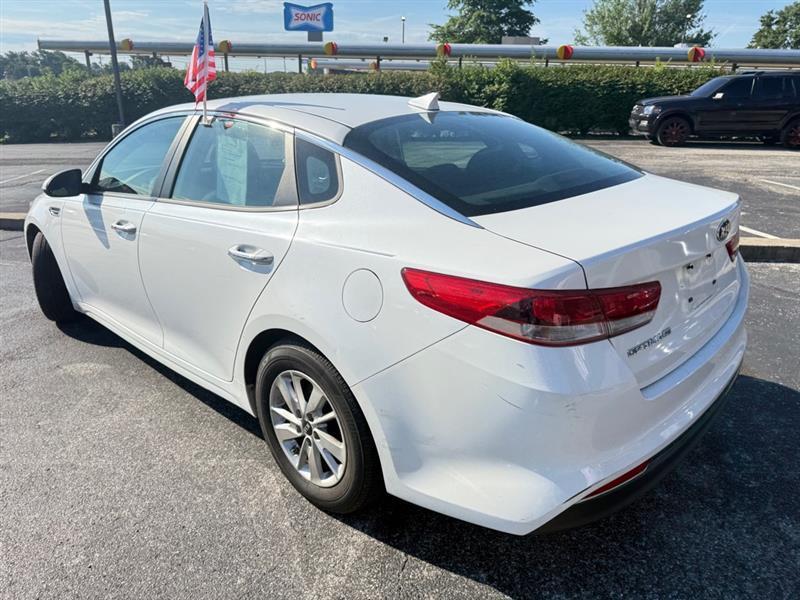 Kia Optima LX 2017