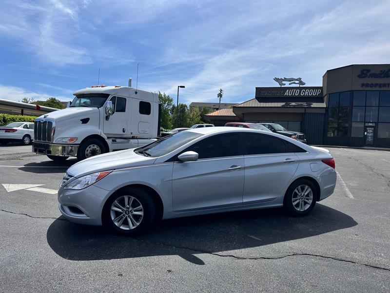 Hyundai Sonata GLS 2013