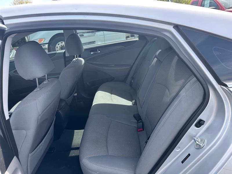 Hyundai Sonata GLS 2013