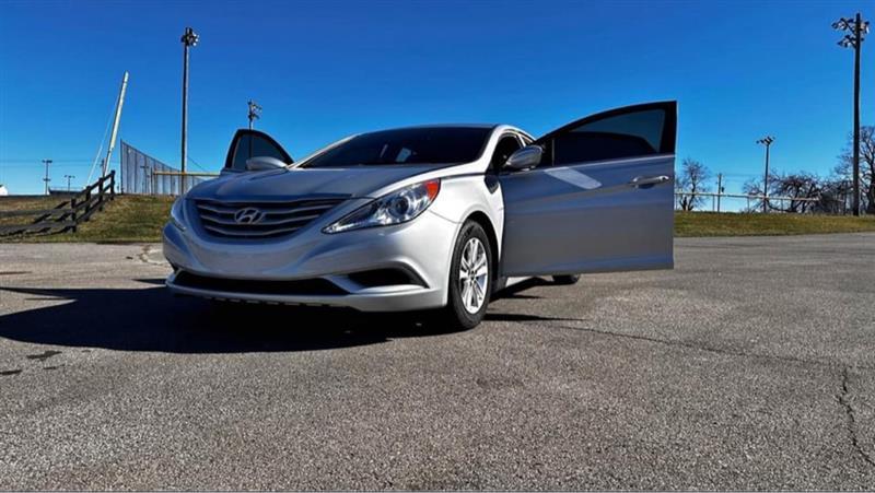 Hyundai Sonata GLS 2013