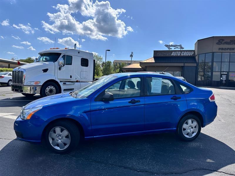 Ford Focus S Sedan 2010