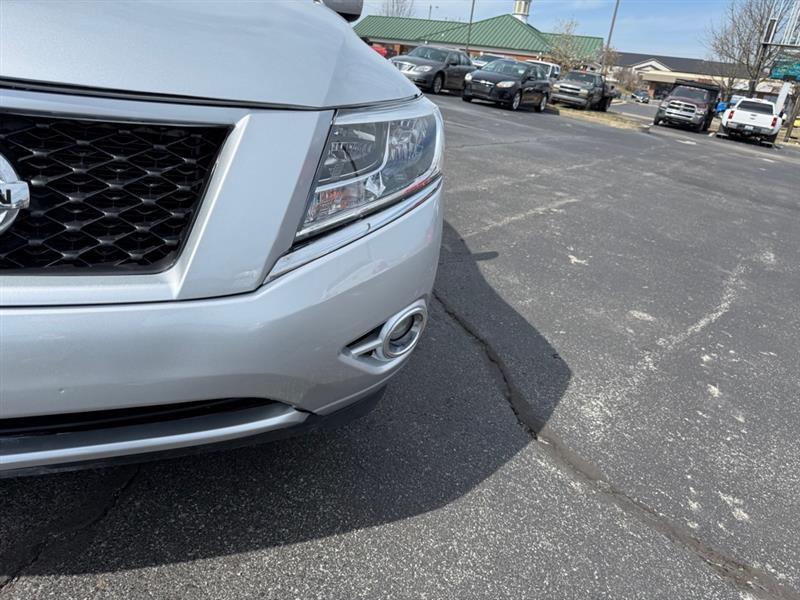 Nissan Pathfinder S 4WD 2014