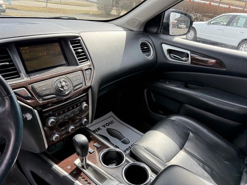 Nissan Pathfinder S 4WD 2014