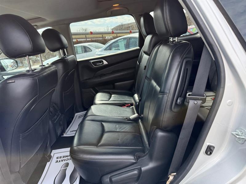 Nissan Pathfinder S 4WD 2014