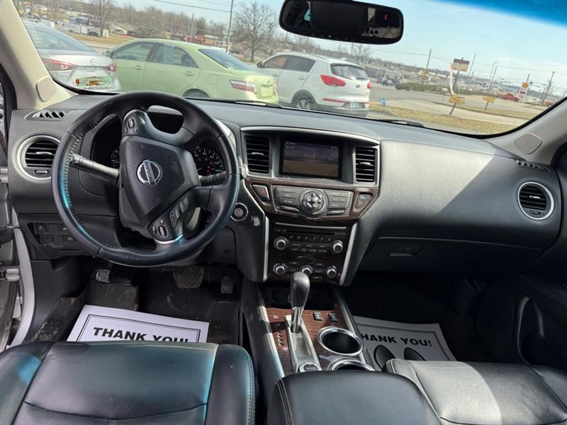Nissan Pathfinder S 4WD 2014