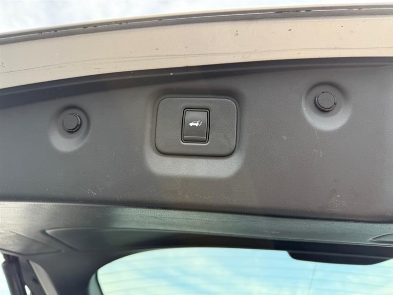 Nissan Pathfinder S 4WD 2014