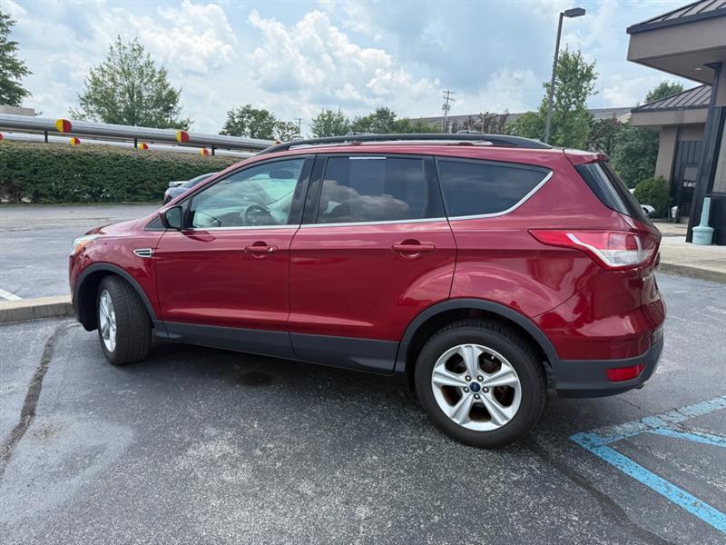 Ford Escape SE FWD 2016