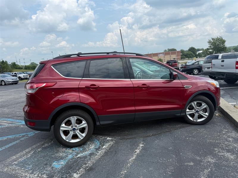 Ford Escape SE FWD 2016