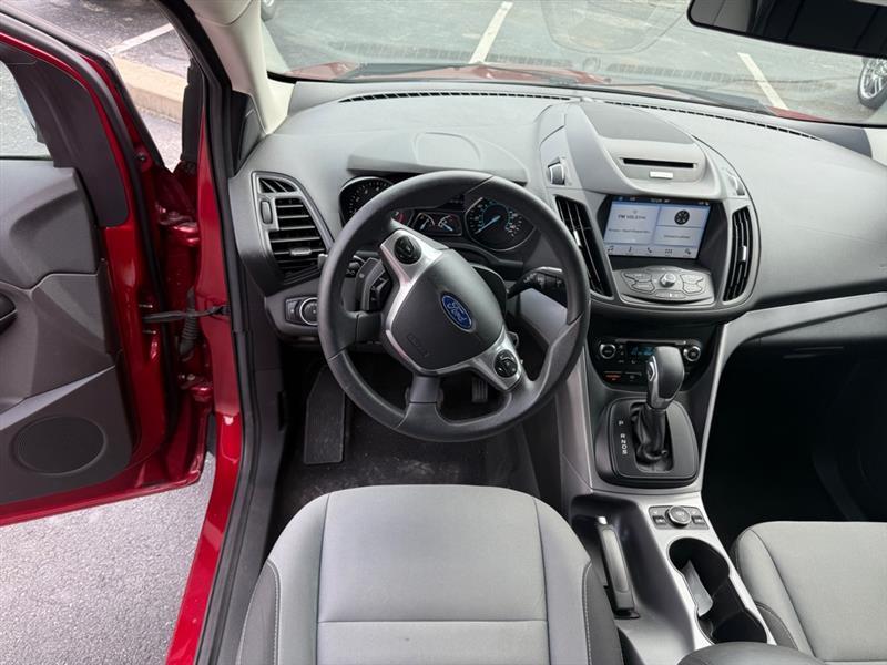 Ford Escape SE FWD 2016