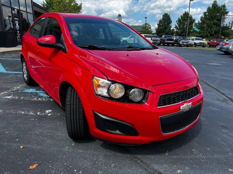 Chevrolet Sonic LS Auto Sedan 2015