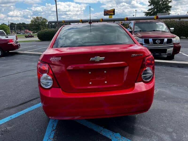Chevrolet Sonic LS Auto Sedan 2015