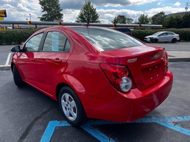 Chevrolet Sonic LS Auto Sedan 2015
