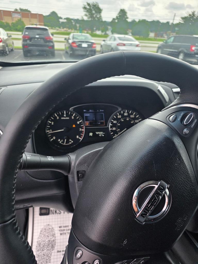 Nissan Pathfinder S 4WD 2015
