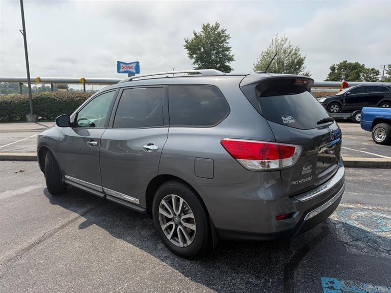 Nissan Pathfinder S 4WD 2015