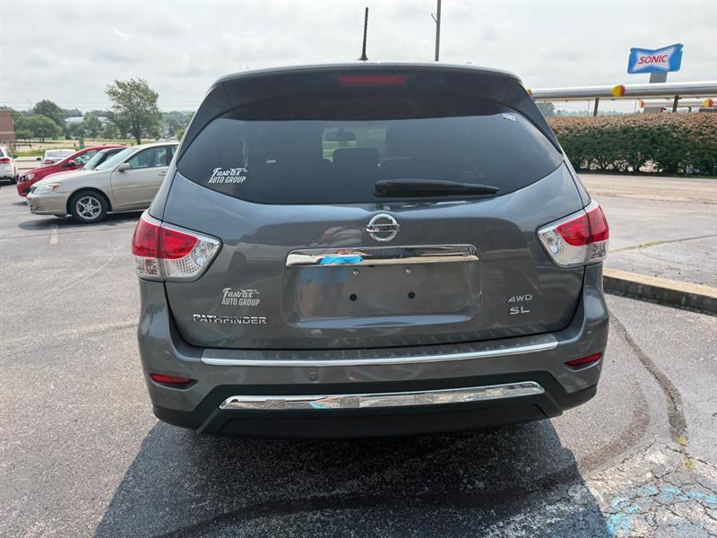 Nissan Pathfinder S 4WD 2015
