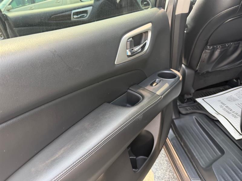 Nissan Pathfinder S 4WD 2015