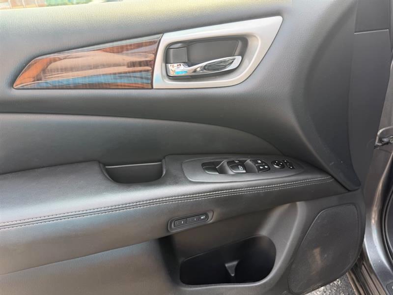 Nissan Pathfinder S 4WD 2015
