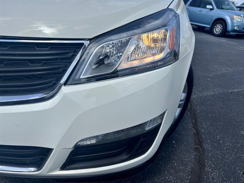 Chevrolet Traverse LS FWD 2015