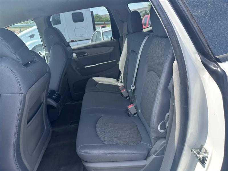 Chevrolet Traverse LS FWD 2015