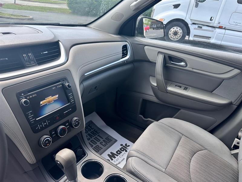 Chevrolet Traverse LS FWD 2015