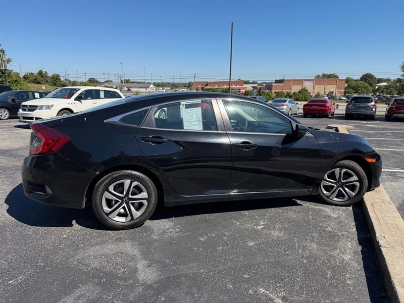 Honda Civic LX Sedan CVT 2016